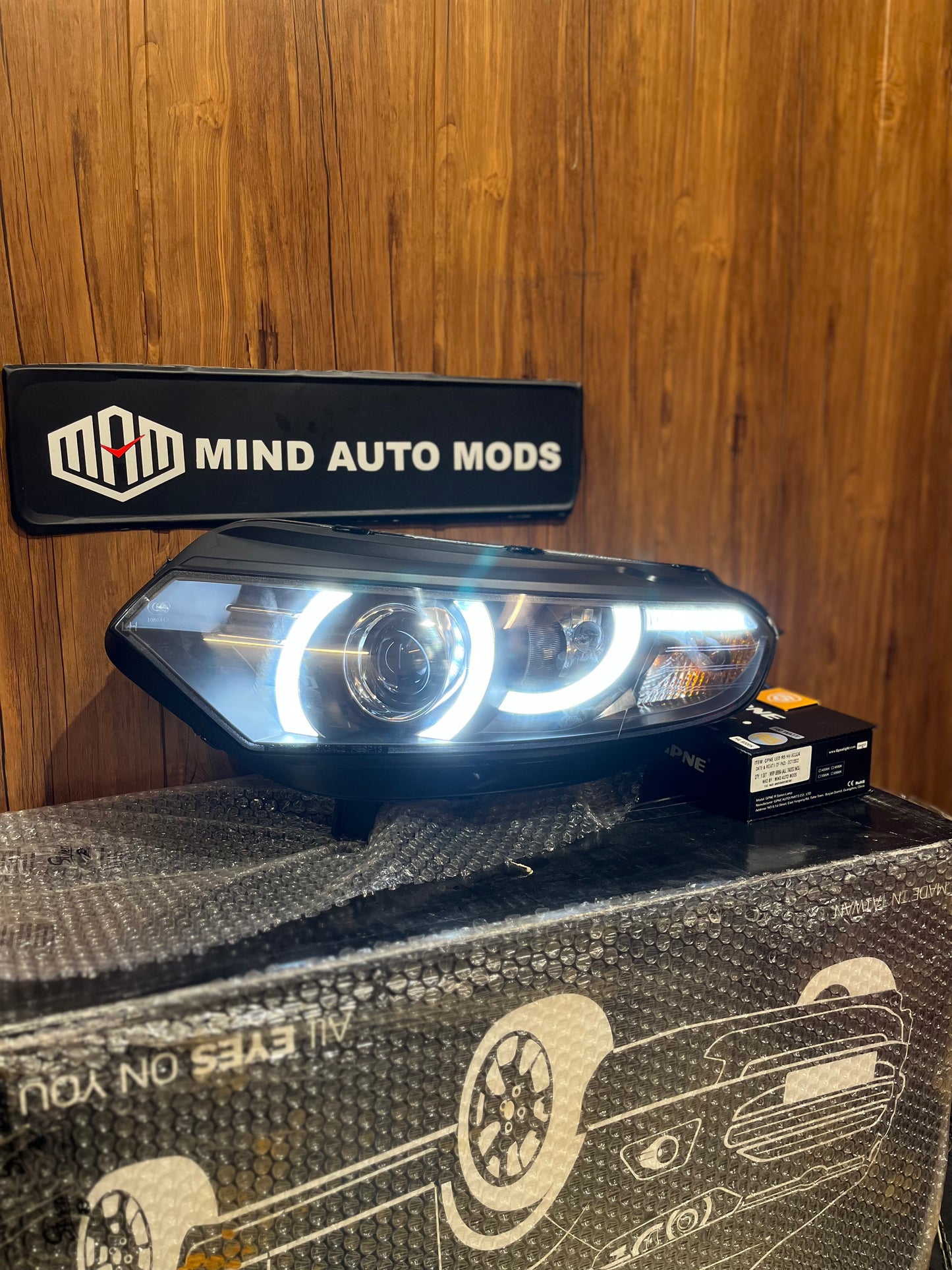 ECOSPORT (2015-18) EVOQUE STYLE HEAD LAMP