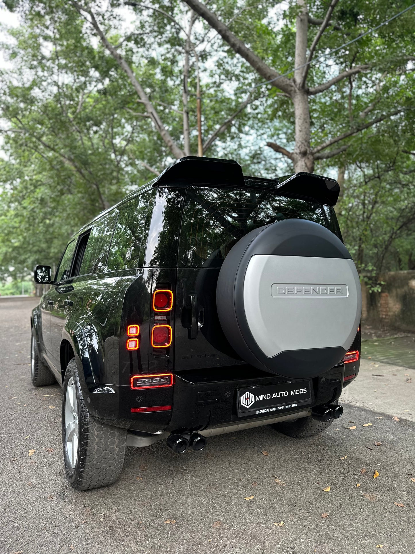DEFENDER (KAHN INSPIRED) ROOF SPOILER