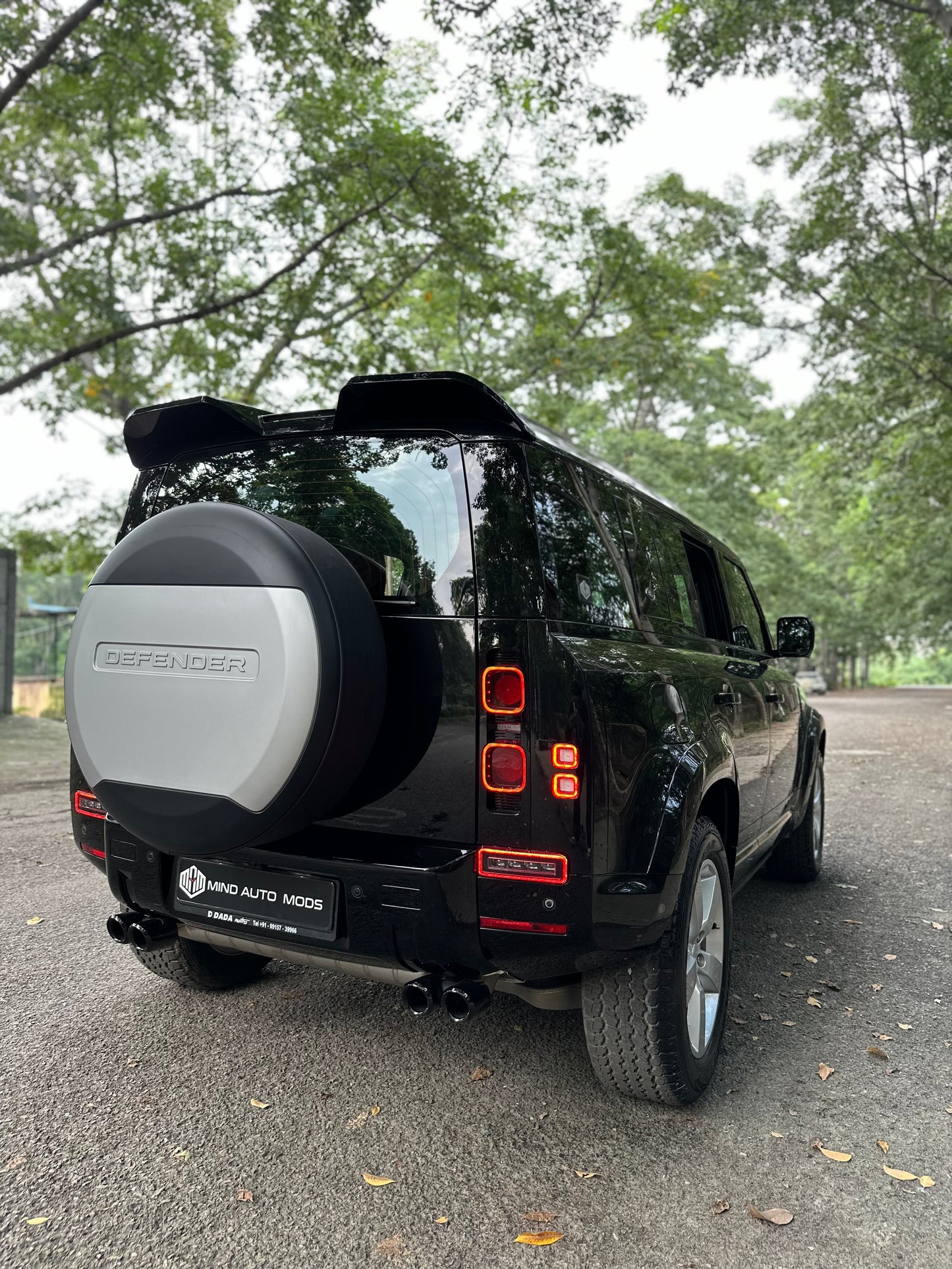 DEFENDER (KAHN INSPIRED) ROOF SPOILER