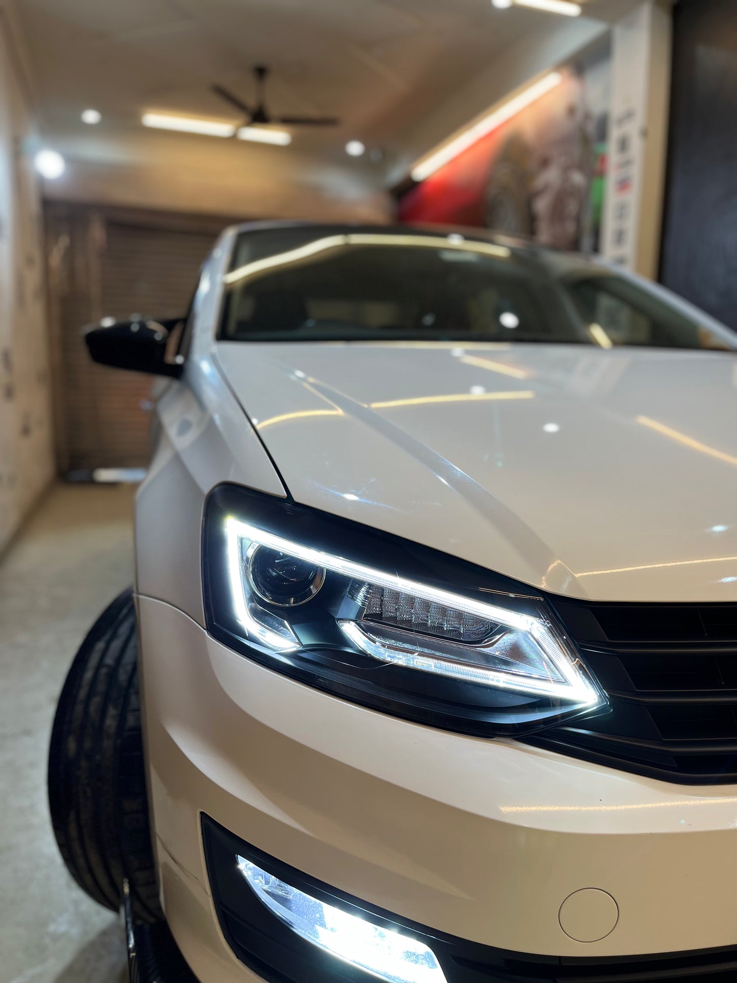 POLO/VENTO (AUDI A4) HEAD LAMP
