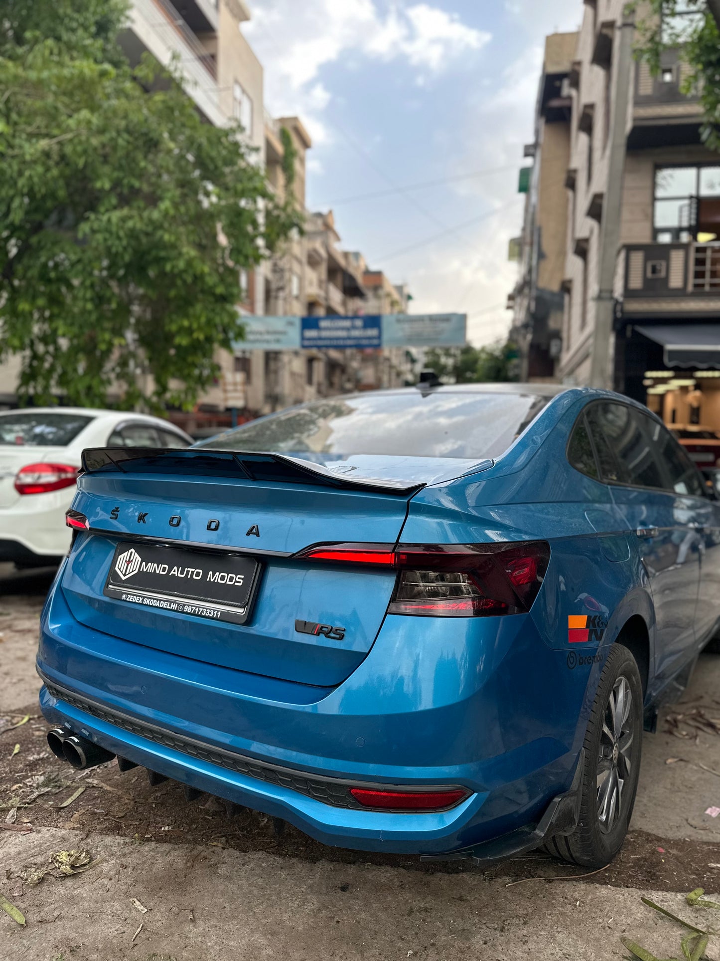 SLAVIA (RS DUCK) IMPORTED ABS SPOILER