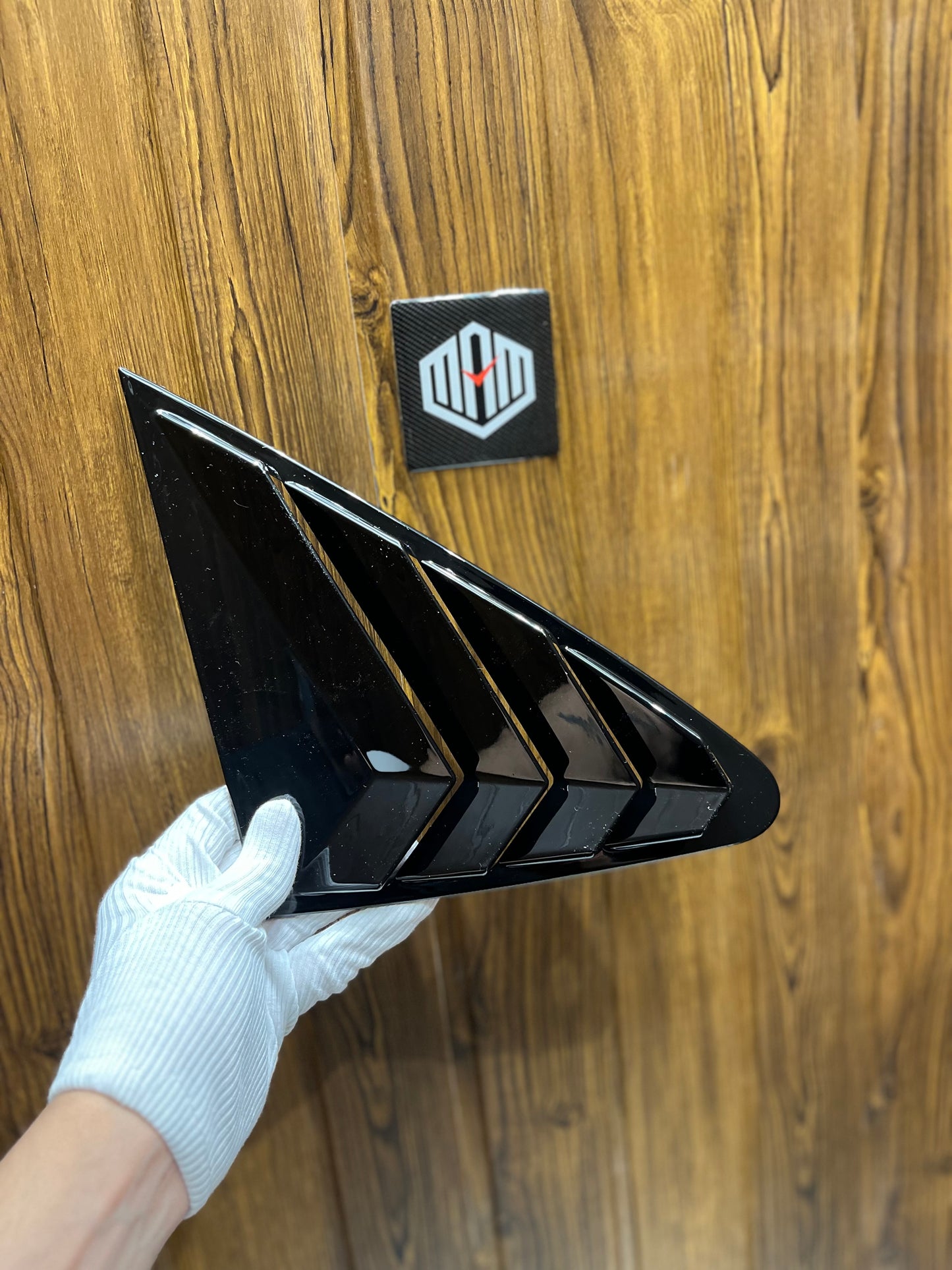 VW VIRTUS SIDE WINDOW LOUVER (BLACK)
