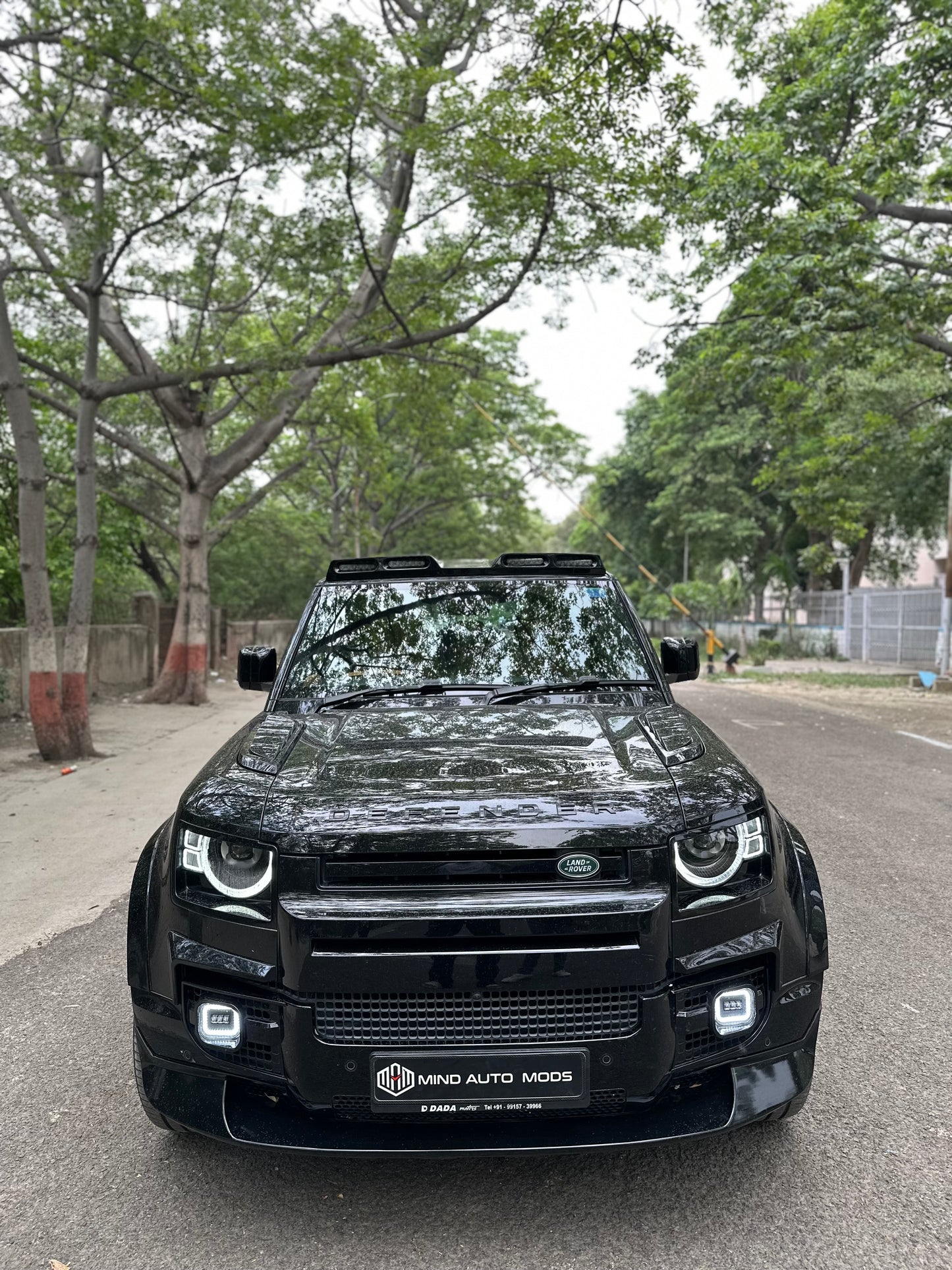 DEFENDER (IMPORTED ABS) FRONT LIP