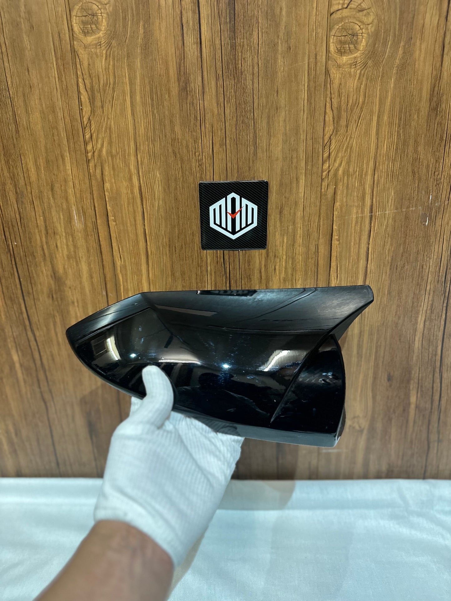 VERNA 2025 (BLACK) MIRROR CAPS