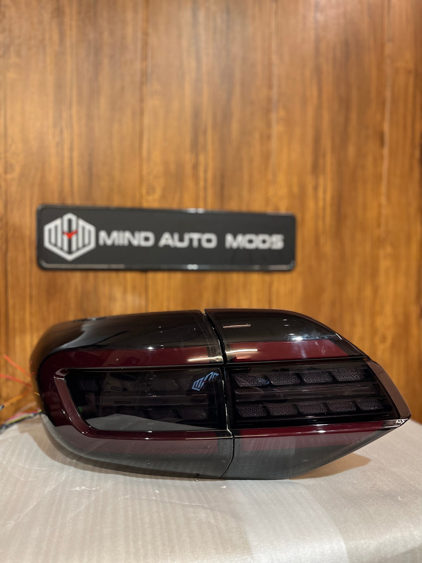 ENDEAVOUR SMOKE LENS TAIL LAMP