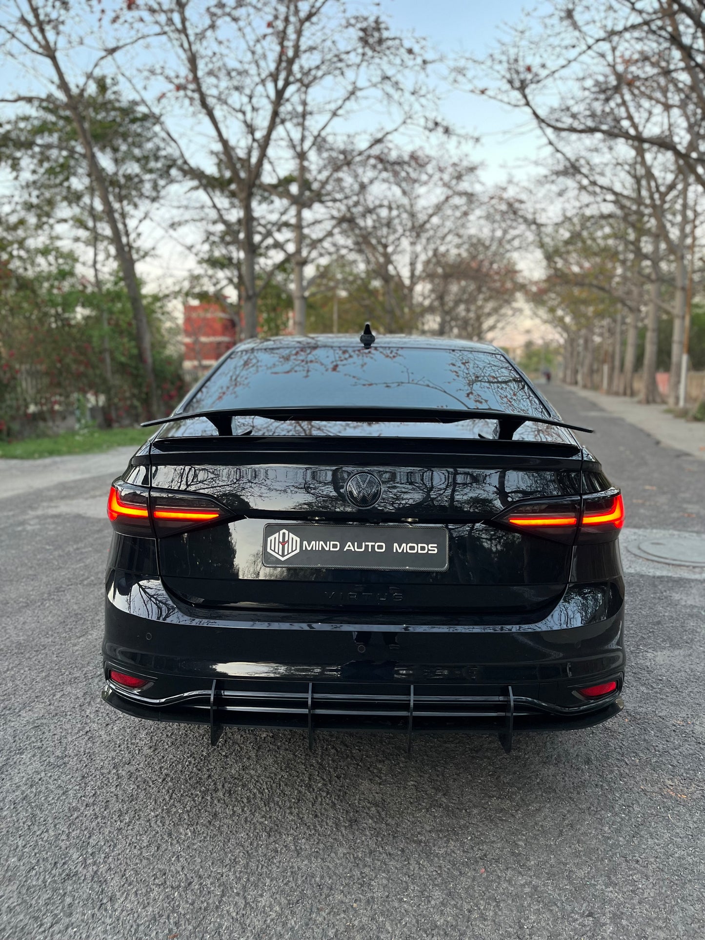 VW VIRTUS (CF+BLACK) REPLACEMENT LOGO’S