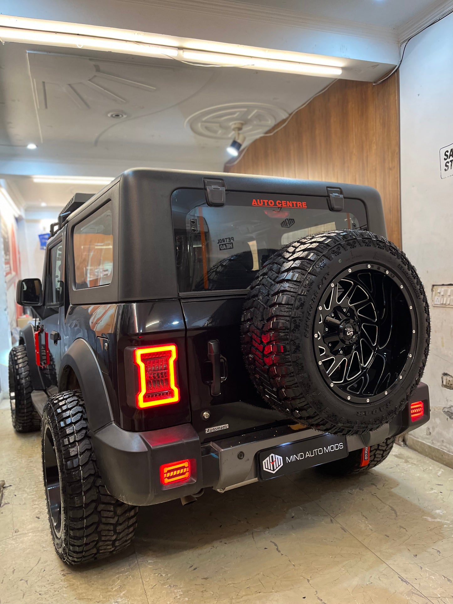 THAR 2020-2025 (WRANGLER STYLE) TAIL LAMP