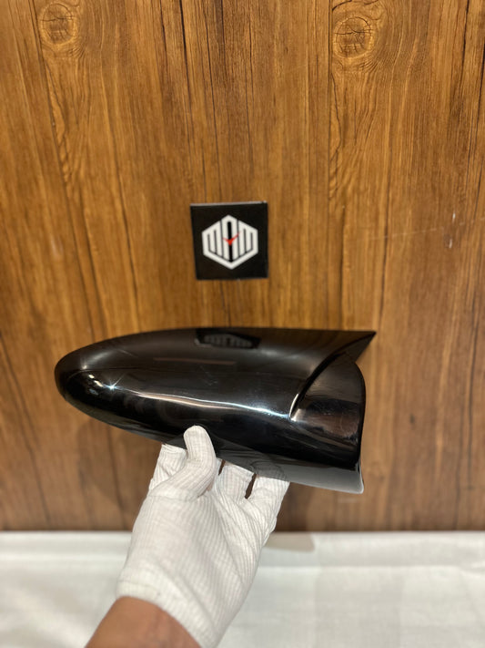 i20 2020-2025 (BLACK) MIRROR CAPS